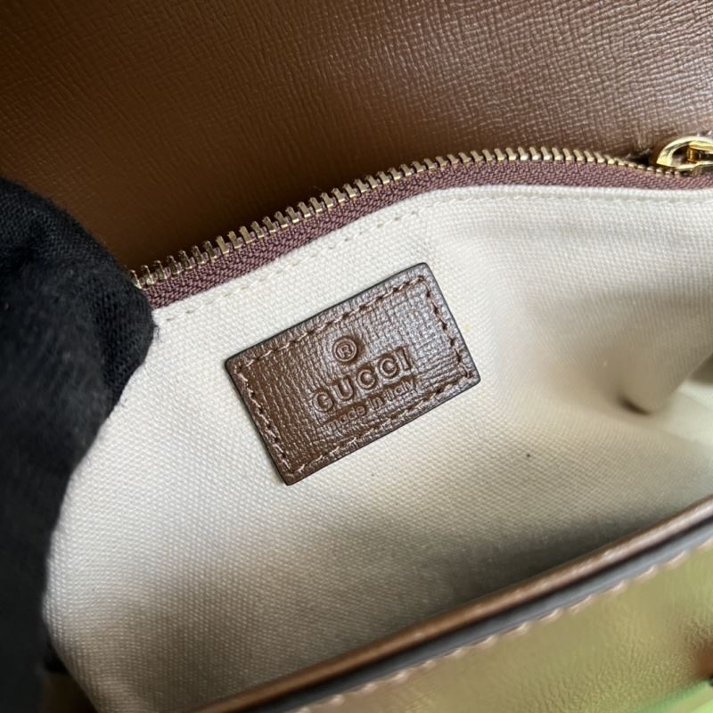 Gvc*1 horsebit bags